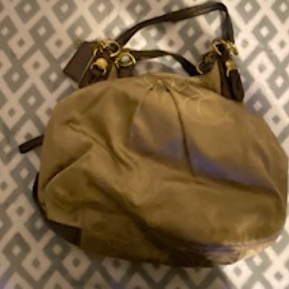 Coach Mia Signature Shoulder Bag - G1082-16153 - Picture 2 of 7